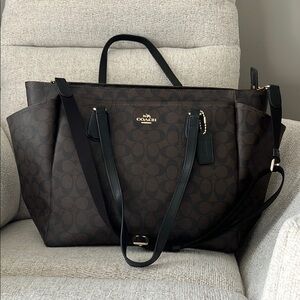 Coach Brown Signature Tote Travel Bag or can be used as Diaper Bag New